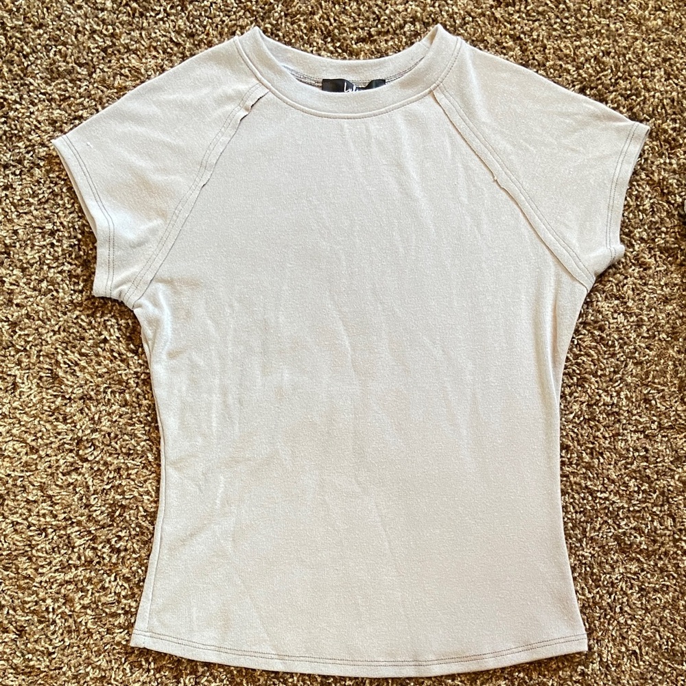 Lulu's Grey Short Sleeve Tee